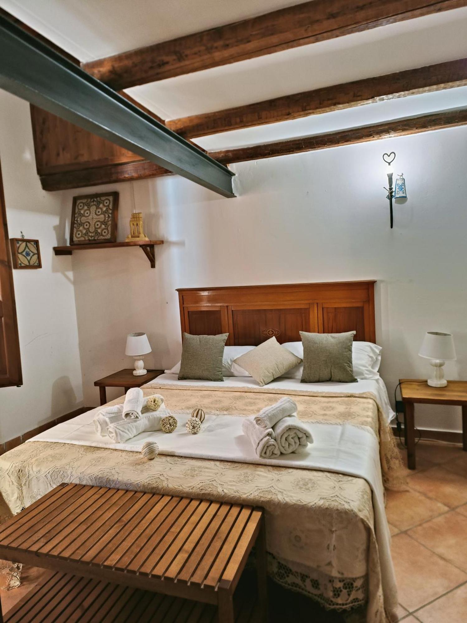 Afena Rent Bedrooms Agrigento Buitenkant foto